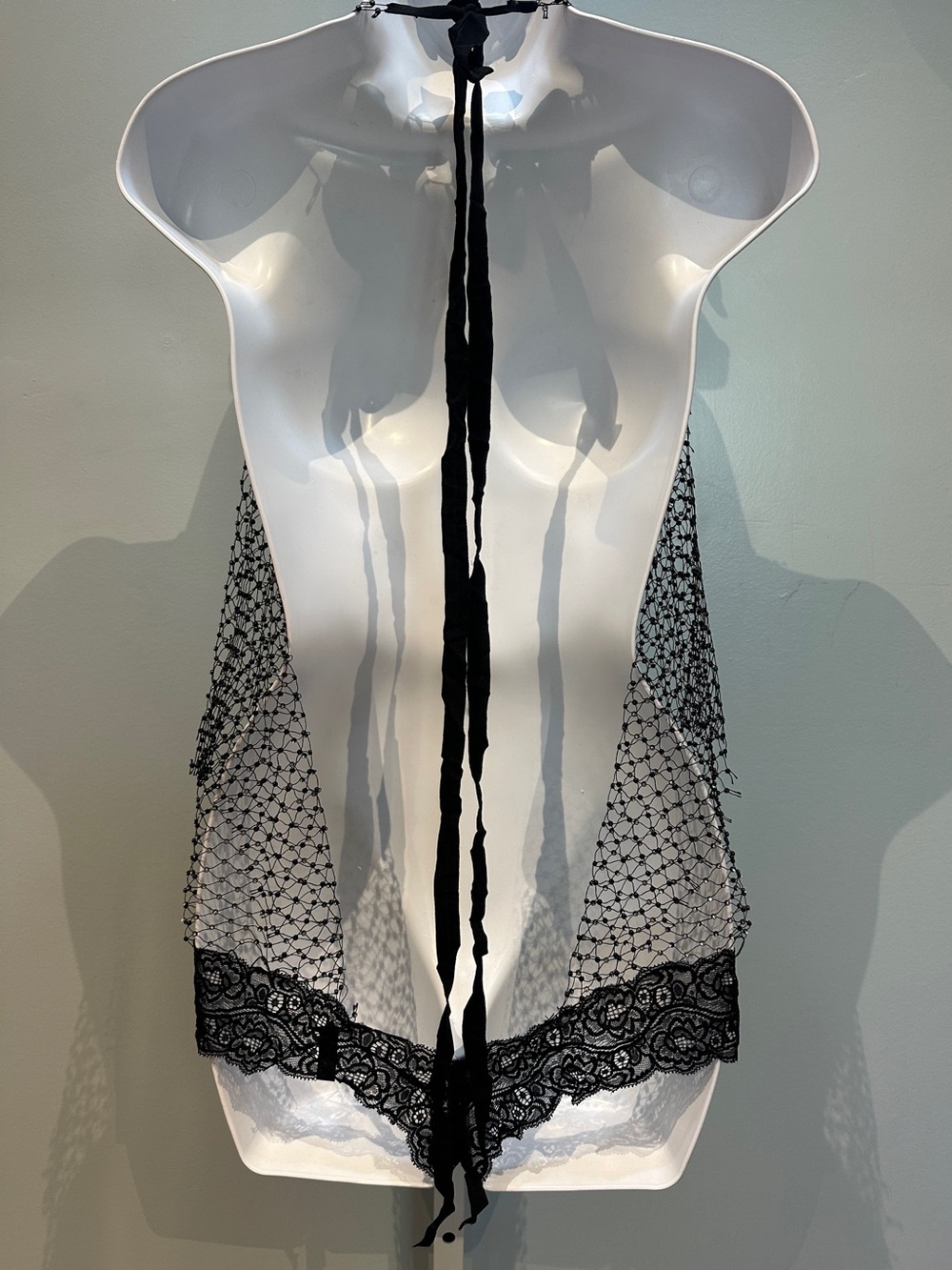 Yandy Fishnet Jewel Lingerie Large/XLarge - Picture 7 of 15